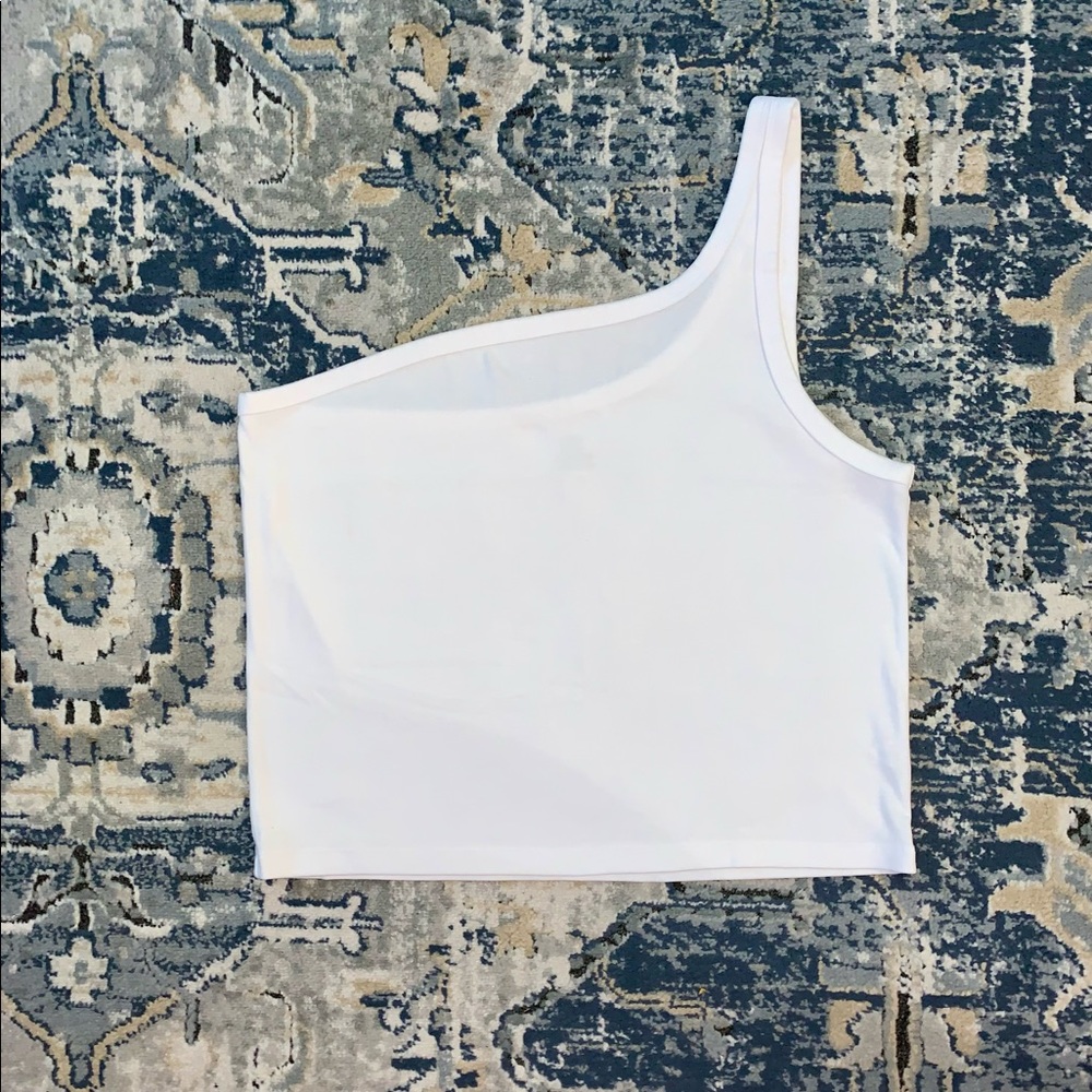 Aerie Top